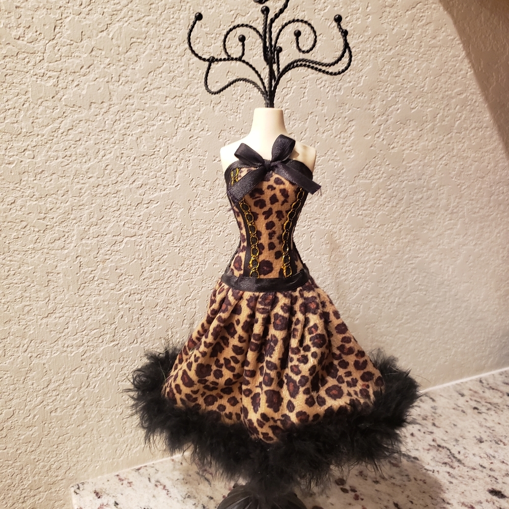 Jewelry holder